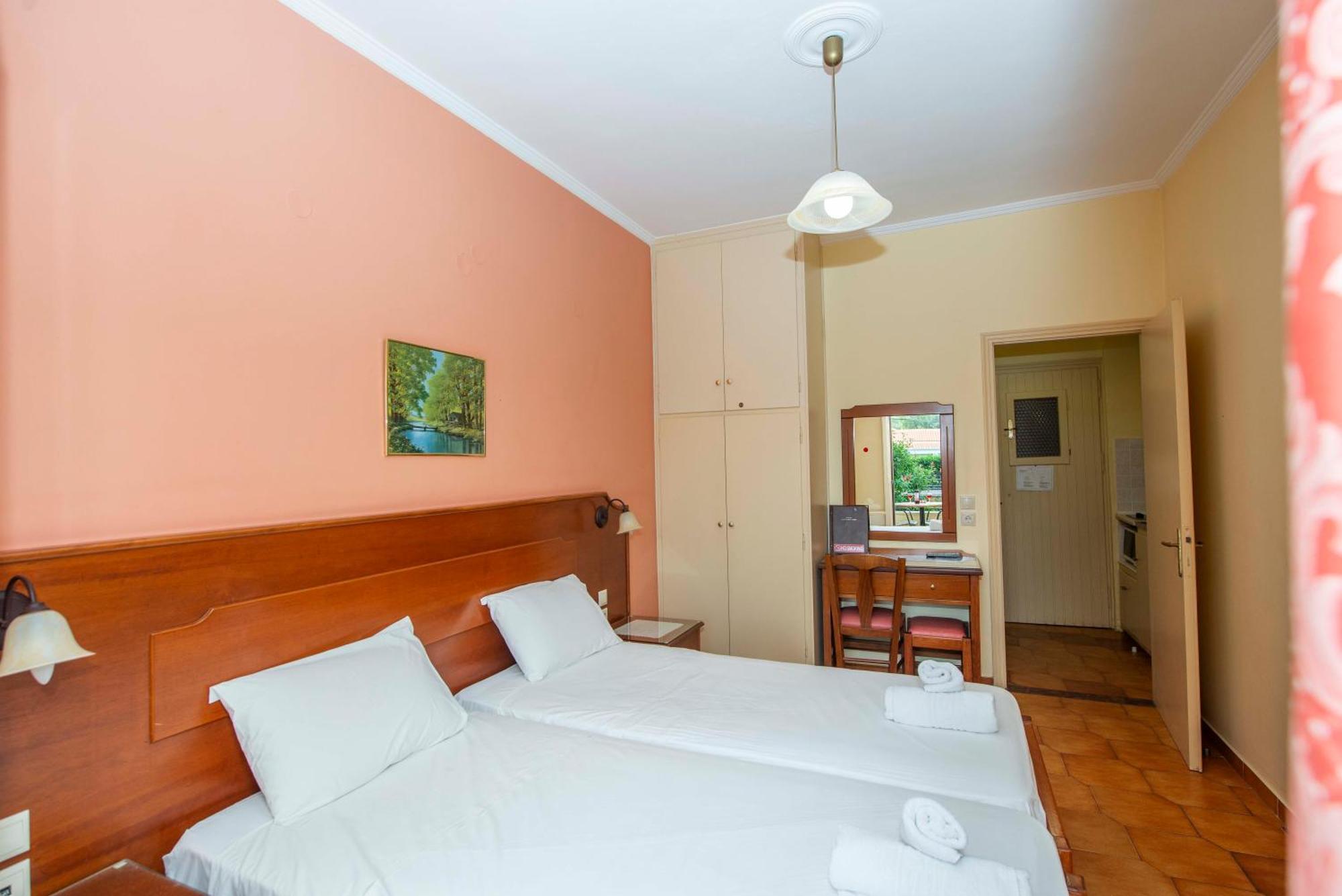 Fiona Apartments Roda  Ngoại thất bức ảnh